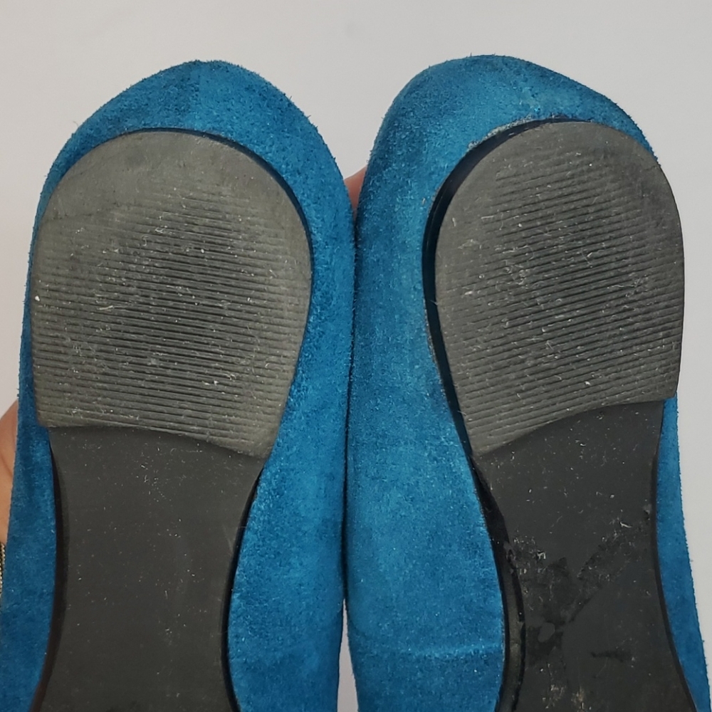 Fergie pointed toe blue suede Flats size 6 - Picture 11 of 16